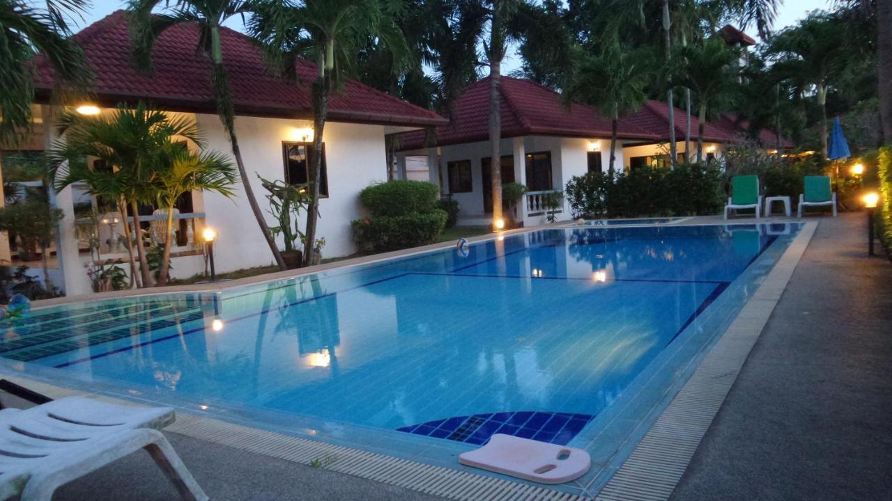 D&K Smiley Phuket Resort Rawai Eksteriør bilde