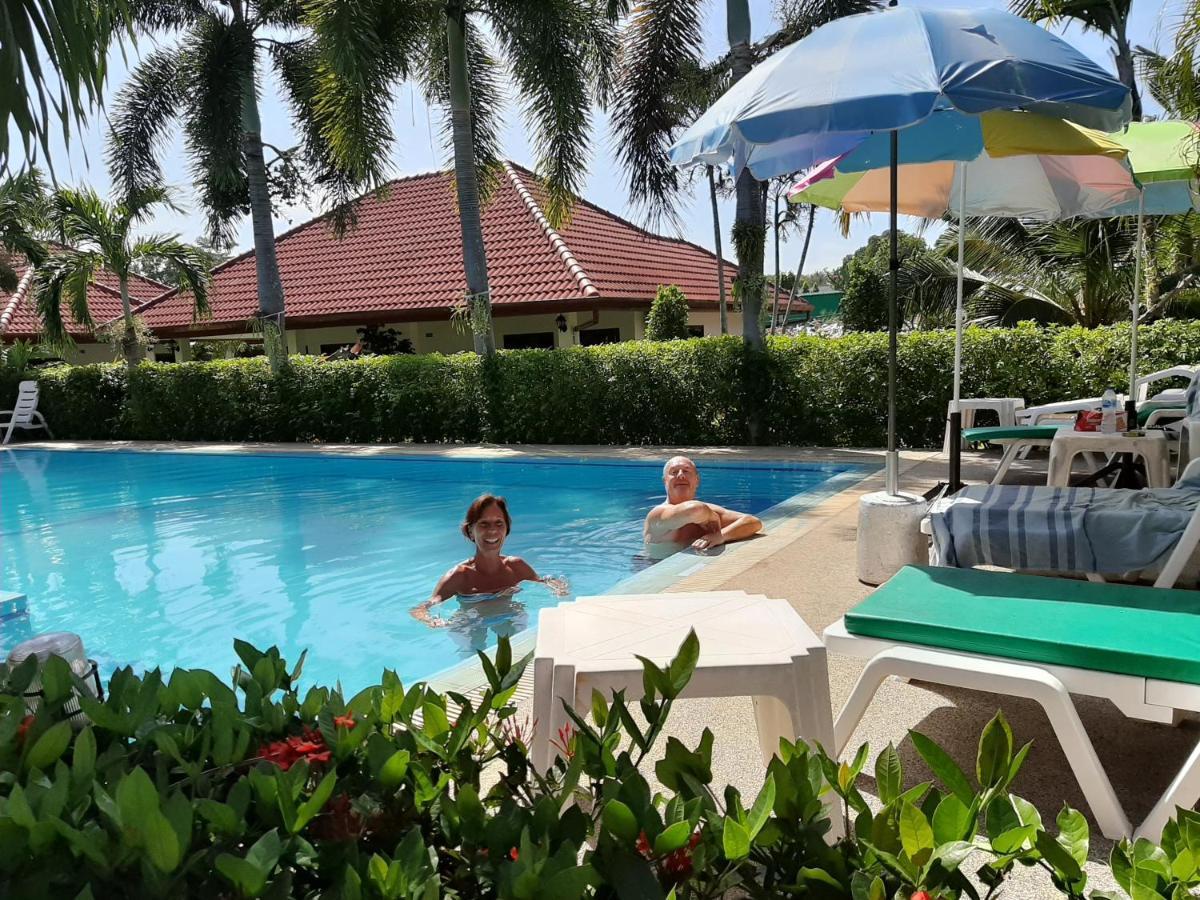 D&K Smiley Phuket Resort Rawai Eksteriør bilde